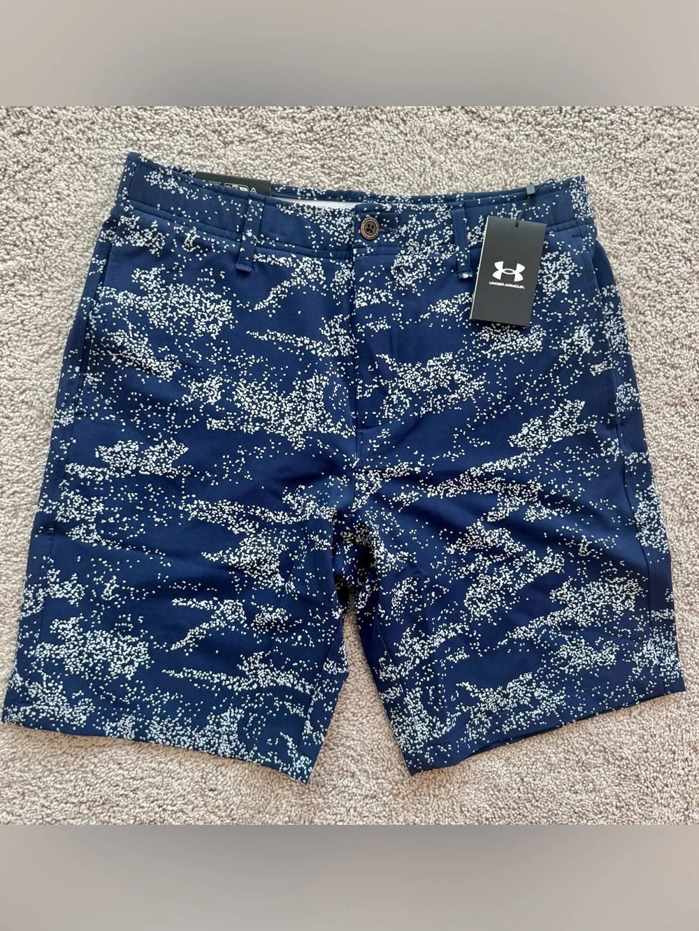 Under Armour Golf Printed Shorts. Size 32. Dark Blue Speckled. 10in Inseam. NWT